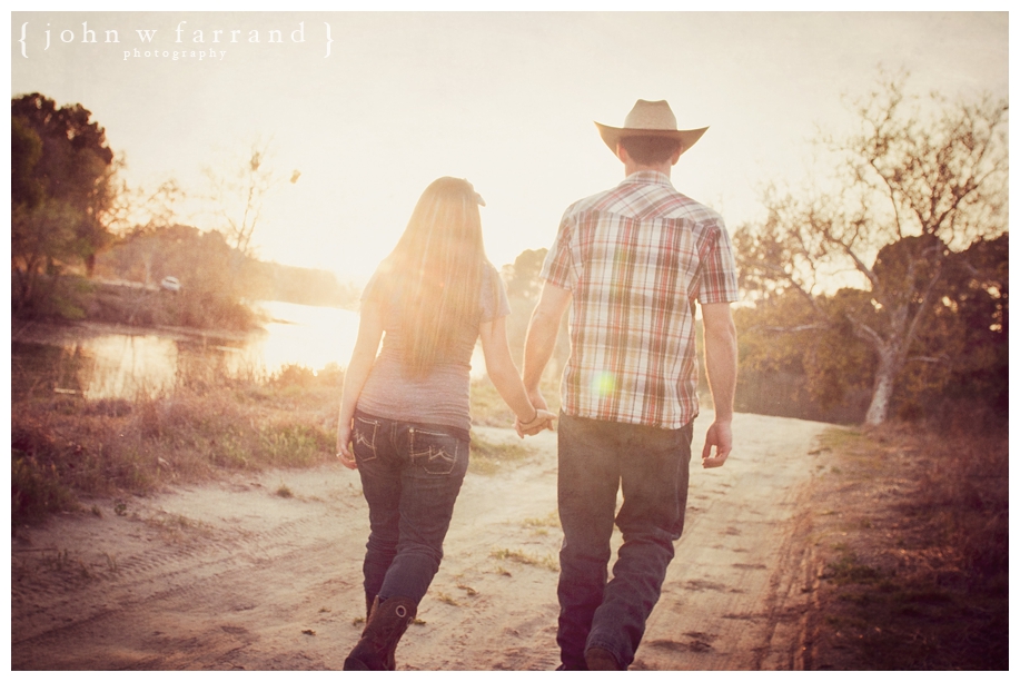 Andrew_Taryn_Bakersfield_Engagement_Photography_008.jpg