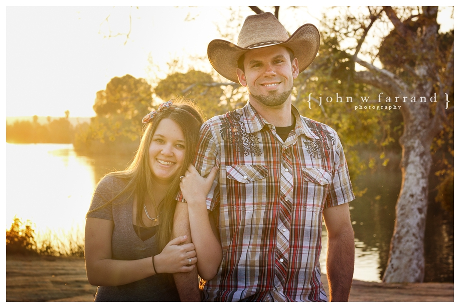 Andrew_Taryn_Bakersfield_Engagement_Photography_016.jpg