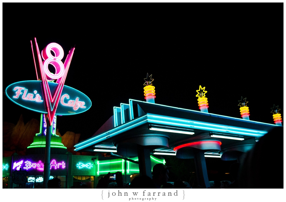 Flo's V8 Cafe - Cars Land