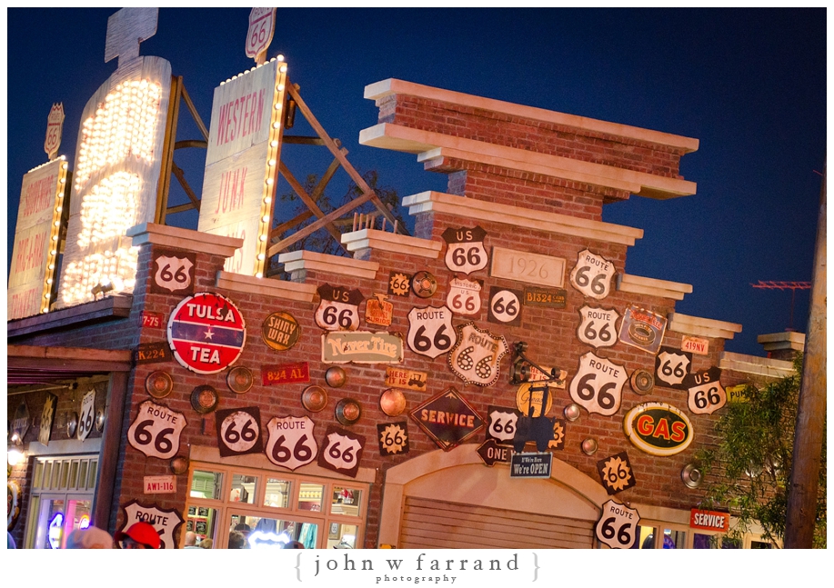 Radiator Springs Curios at Night - Car's Land