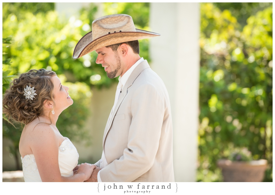 Bernard-Bakersfield-Wedding-Photography_008.jpg