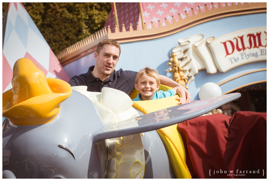 Disneyland-Family-Photos-Photographer_007.jpg