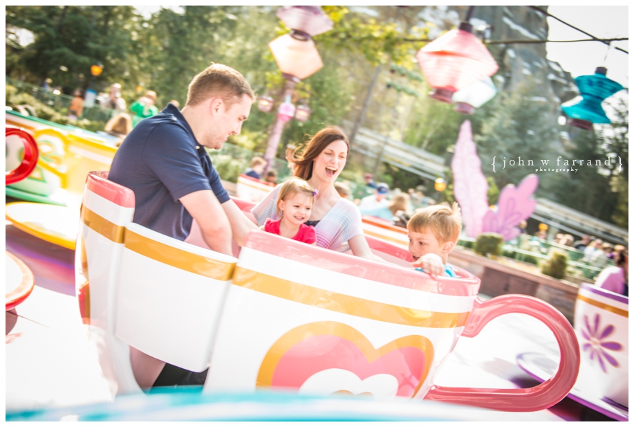 Disneyland-Family-Photos-Photographer_011.jpg