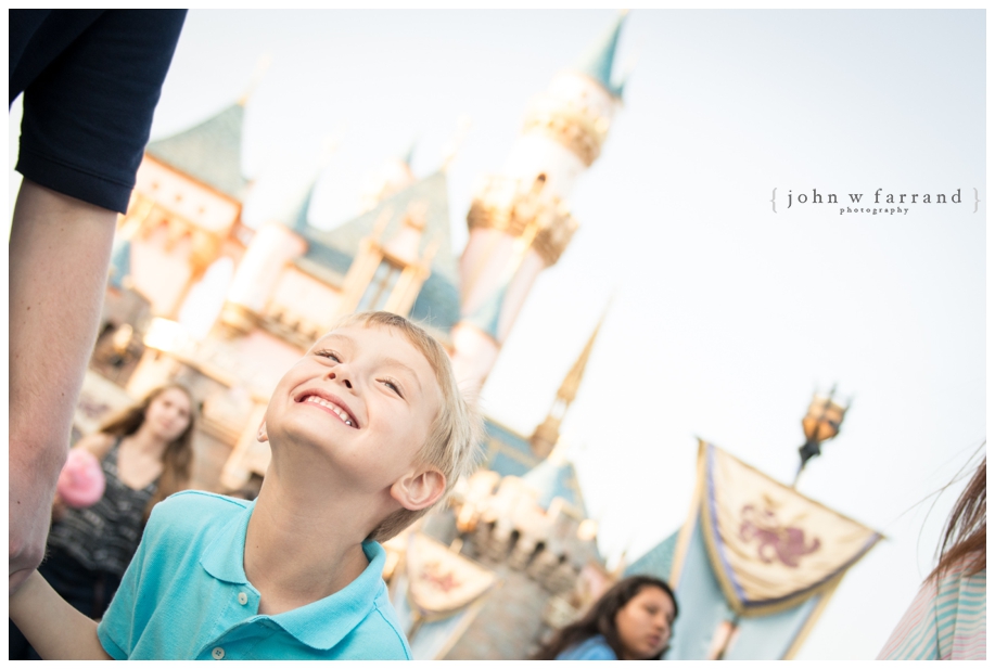 Disneyland Family Photographer - Pure excitement in Disneyland!