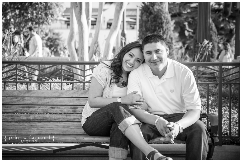 Disneyland-Engagement-Photography-Hinojosa_018.jpg