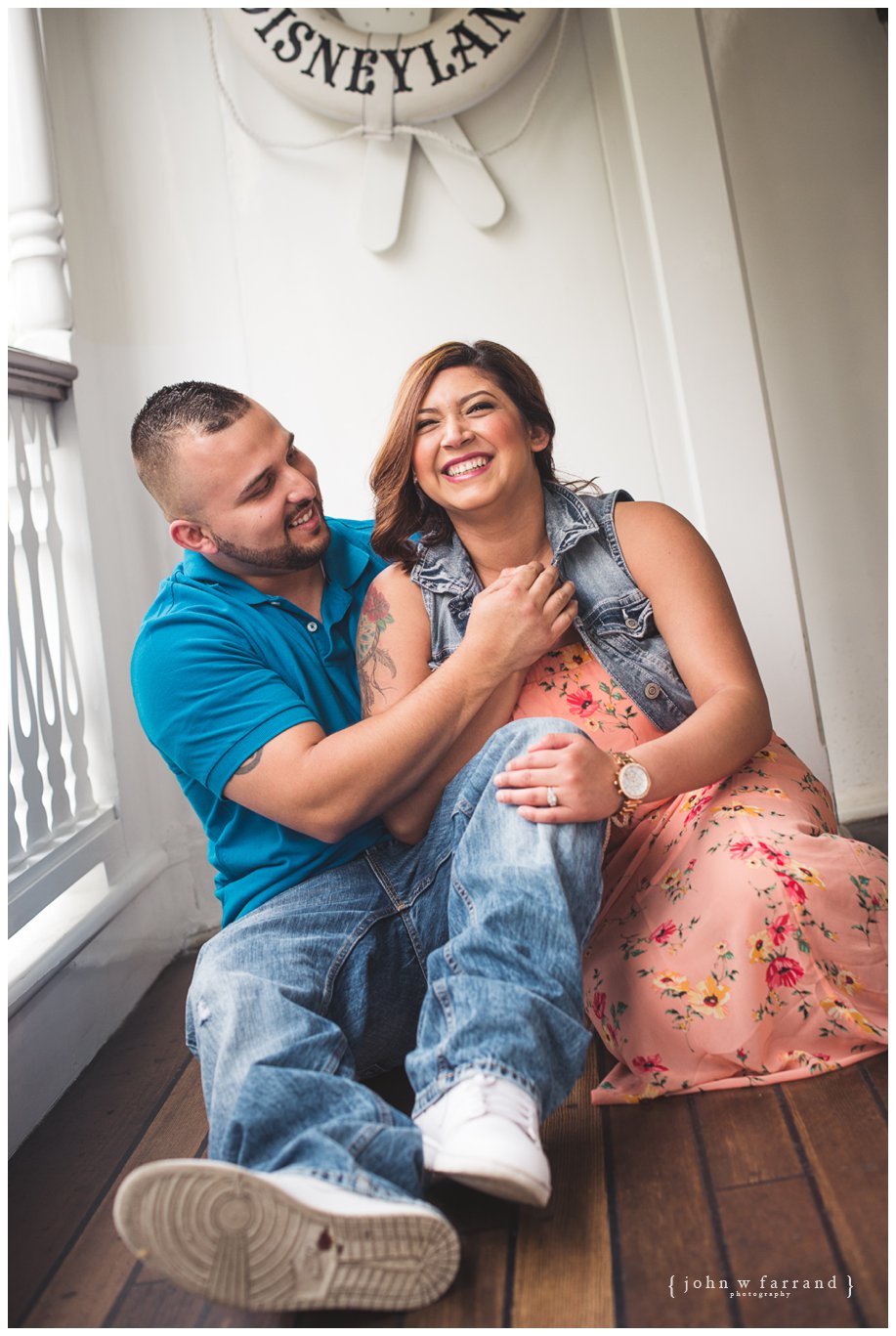 Disneyland-Engagement-Session_002.jpg